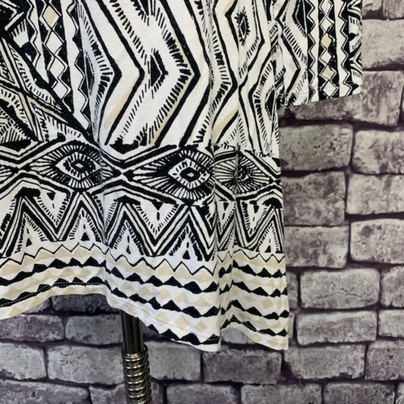 Chico's Zenergy 3/4 Sleeve Top Size SP - Picture 3 of 10